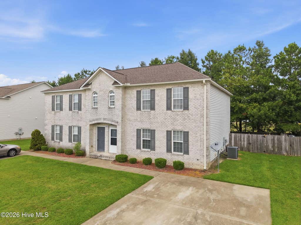 Photo of 205 South Pointe Drive #B, Winterville, NC 28590 (MLS # 100598753)