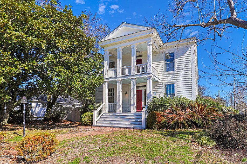 Photo of 819 Broad Street, Beaufort, NC 28516 (MLS # 100559748)
