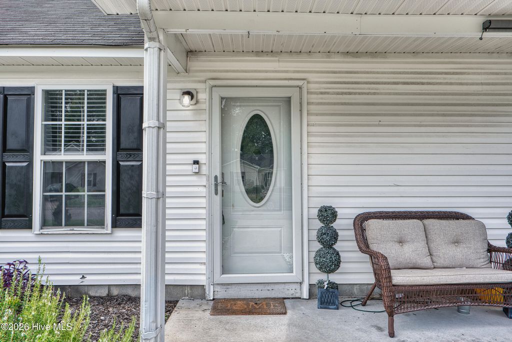 Photo of 137 Sutton Drive, Elizabeth City, NC 27909 (MLS # 100587727)