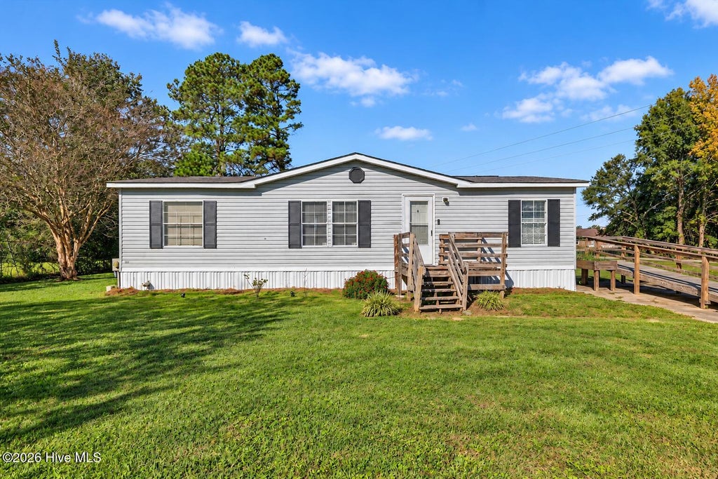 Photo of 319 Honey Hill Drive, Hallsboro, NC 28442 (MLS # 100611837)