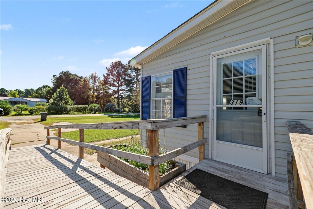 Photo of 319 Honey Hill Drive, Hallsboro, NC 28442 (MLS # 100611837)