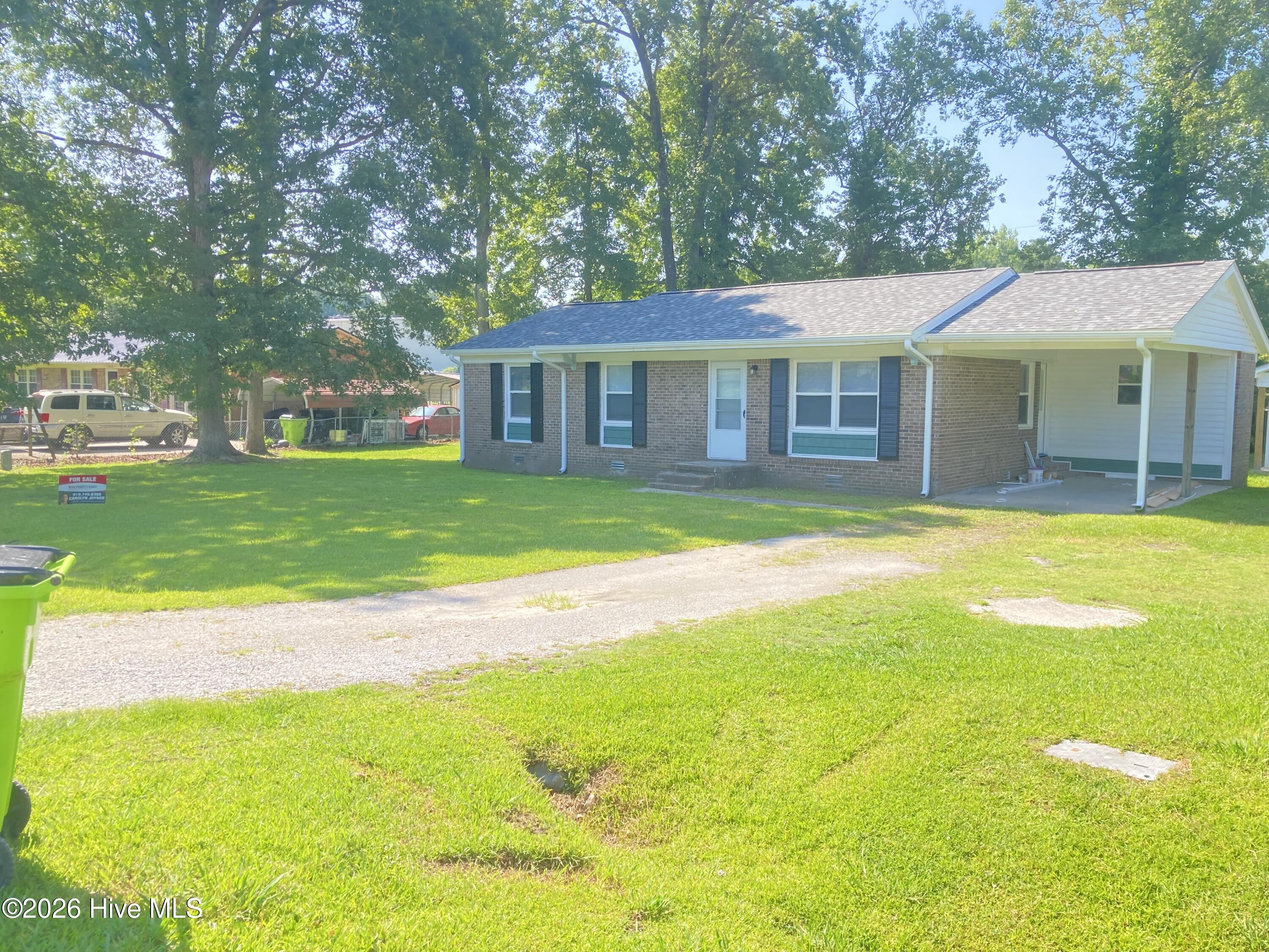 1403 Mockingbird Lane