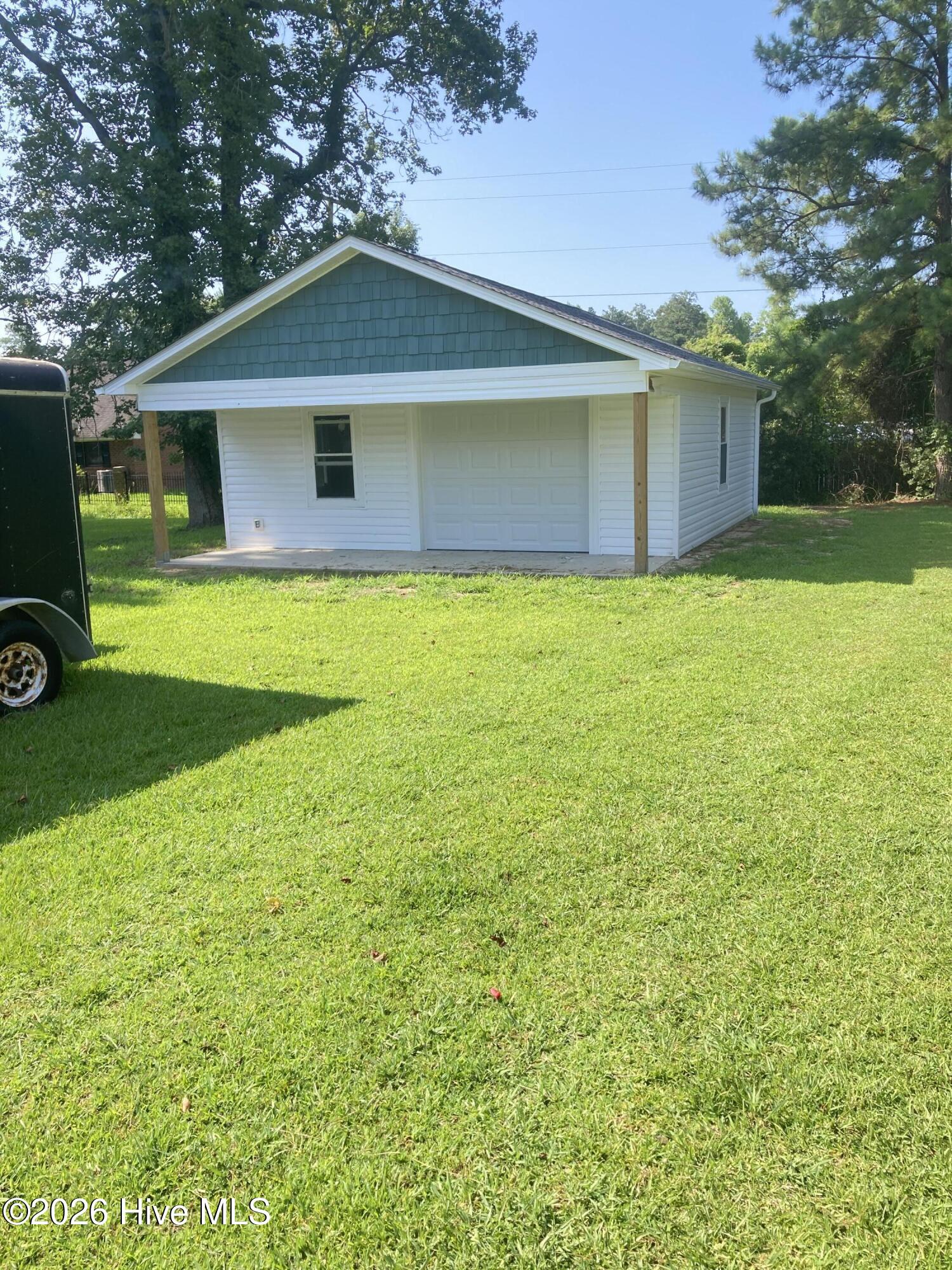 1403 Mockingbird Lane