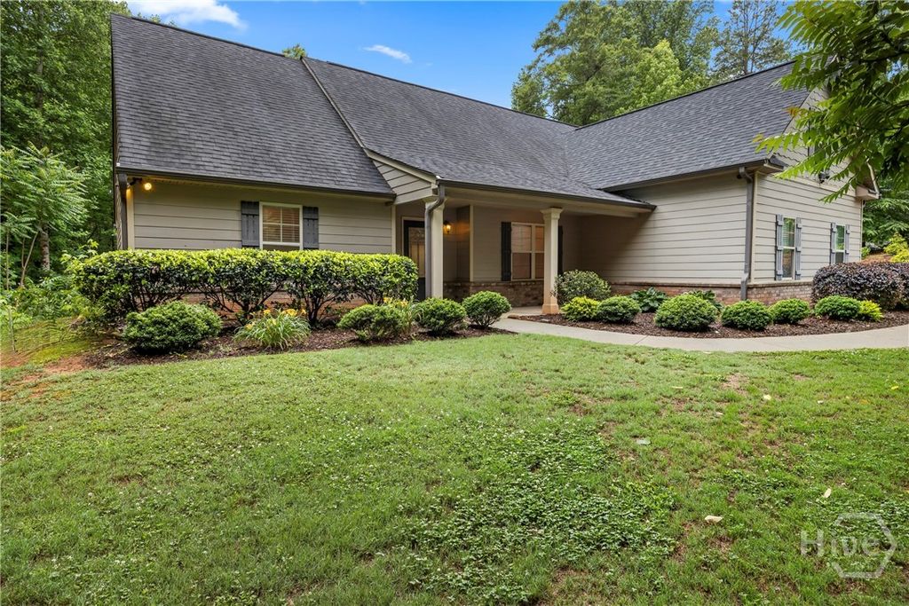 Photo of 717 Oconee Lane, Commerce, GA 30529 (MLS # CL356911)
