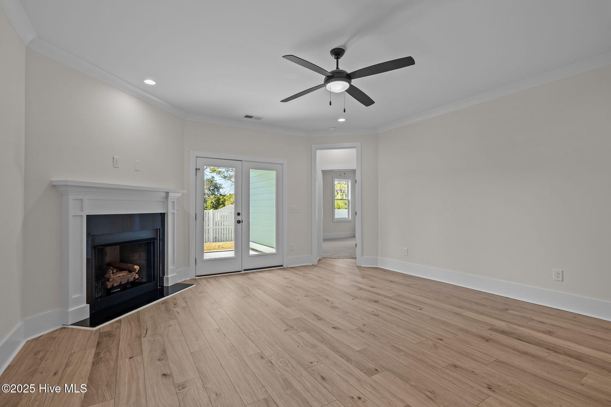 118 Pine View Boulevard