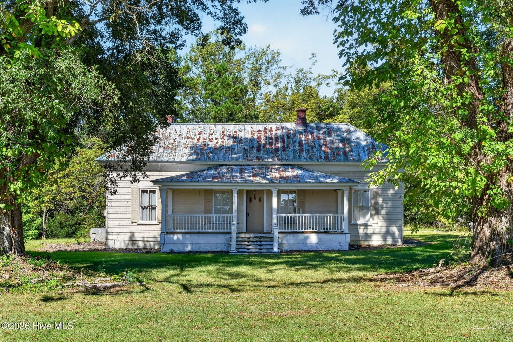 Photo of 436 Doctor Robinson Road, Bladenboro, NC 28320 (MLS # 100609086)
