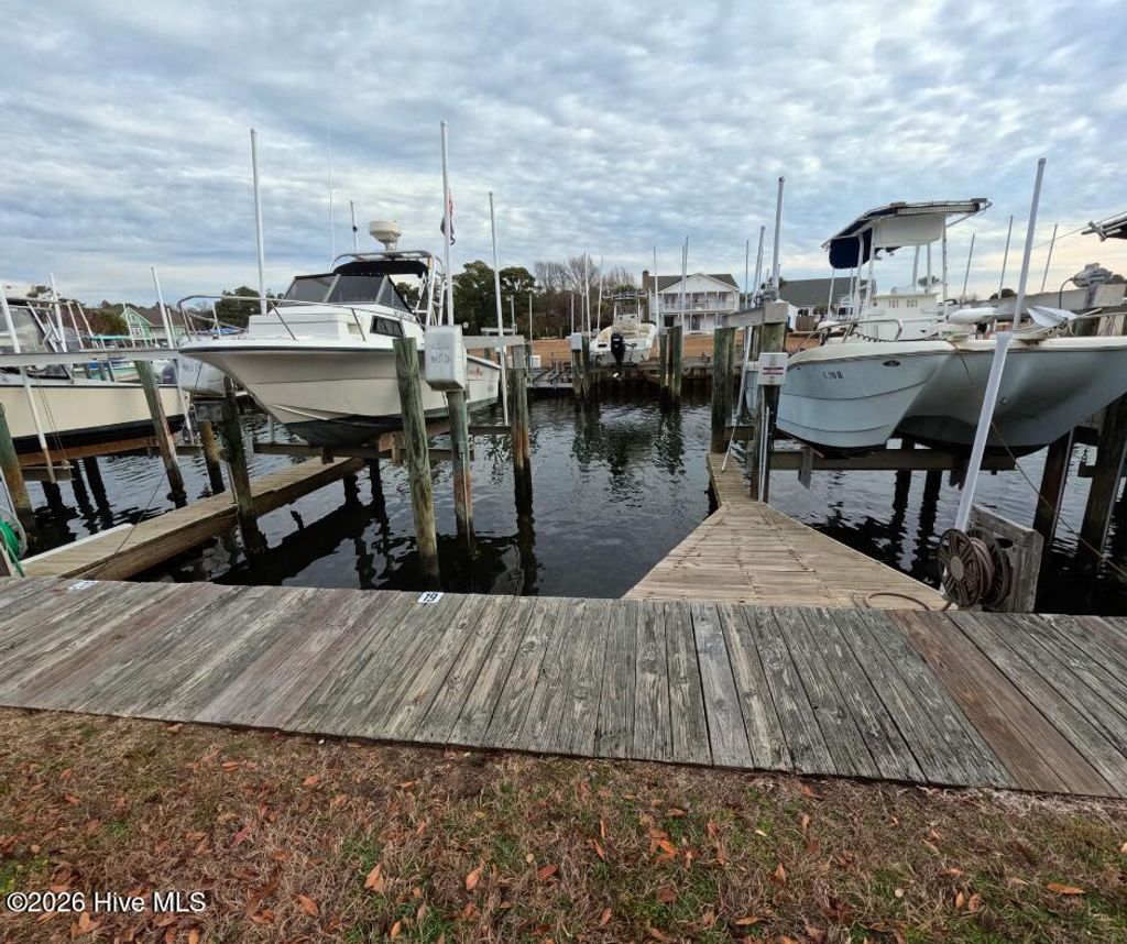 Photo of 137 Skipper Court, Newport, NC 28570 (MLS # 100549198)