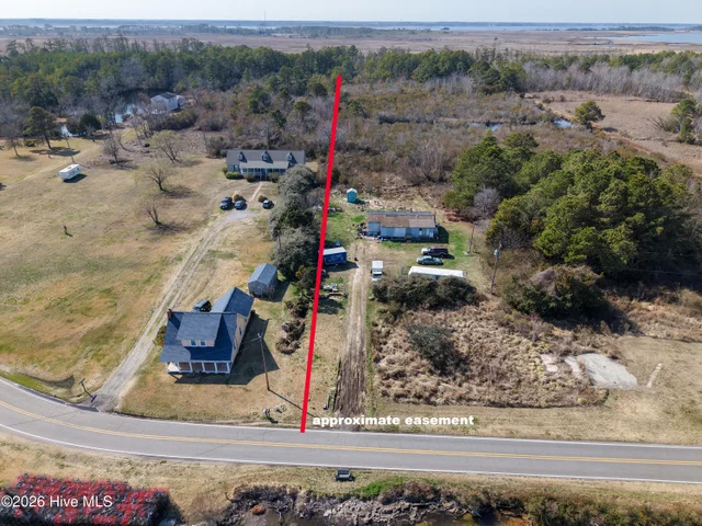 959 Waterlily Road, photo 3 of 24