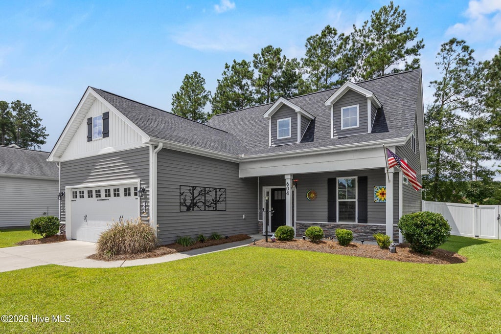 Photo of 604 Jasmine Way, Burgaw, NC 28425 (MLS # 100595510)