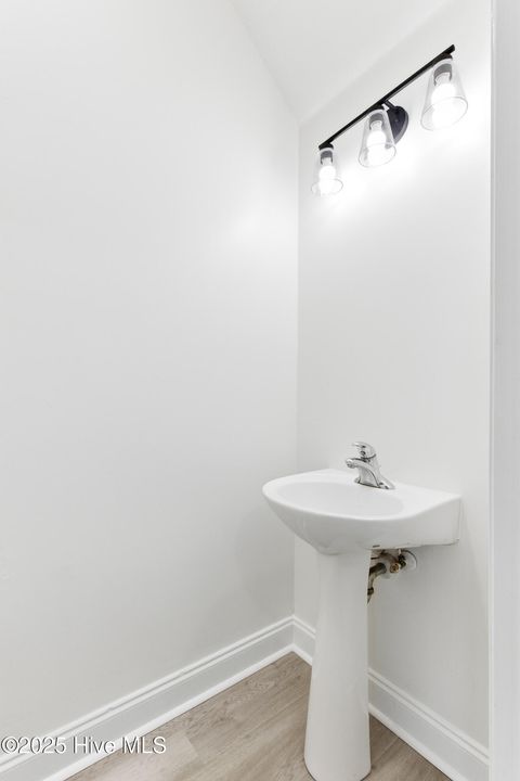 Tiny photo for 937 S 8th Street, Wilmington, NC 28401 (MLS # 100545446)