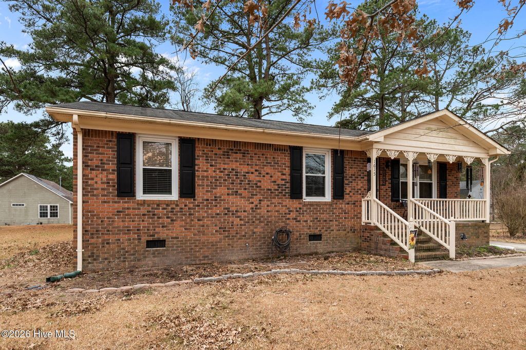 Photo of 1615 Highland Drive, Washington, NC 27889 (MLS # 100551447)