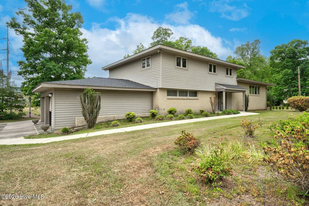 Photo of 816 Stone Drive, Rocky Mount, NC 27804 (MLS # 100571631)