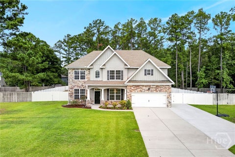 Homes For Sale - 107 Cypress Loop<br/> Bloomingdale, GA 31302
