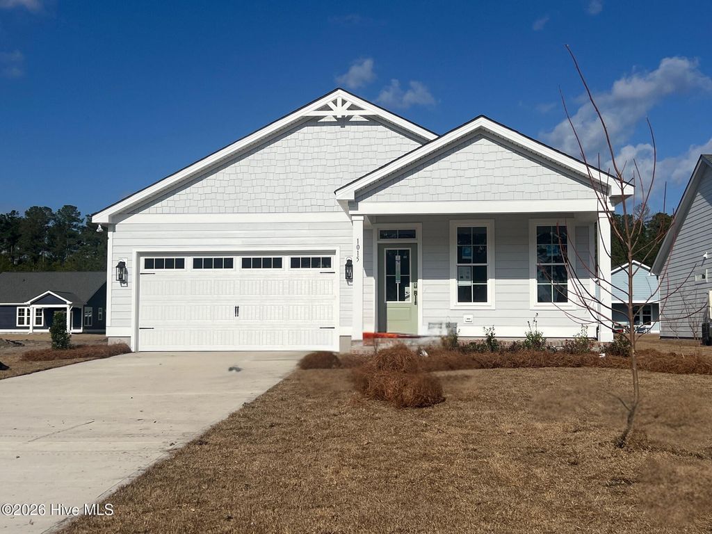 Photo of 1015 Brighton Drive, New Bern, NC 28562 (MLS # 100548380)