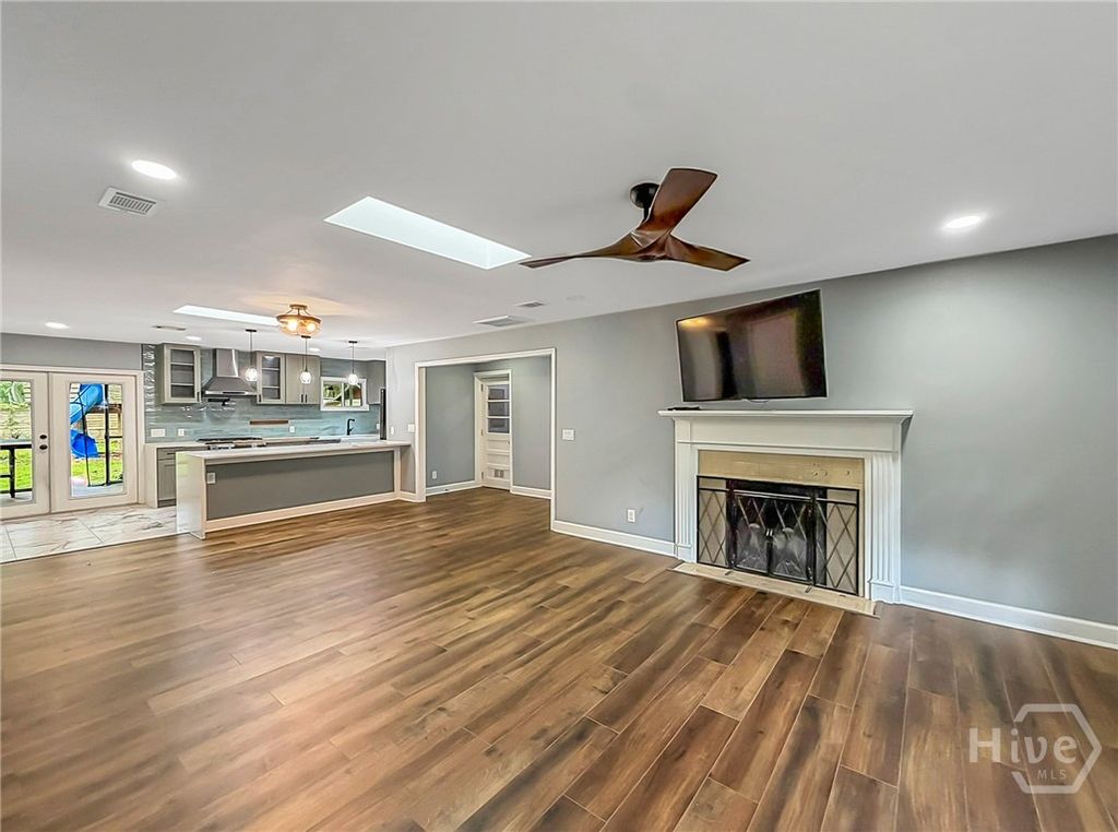 Photo of 315 KENSINGTON DR Drive, Savannah, GA 31405 (MLS # SA357597)