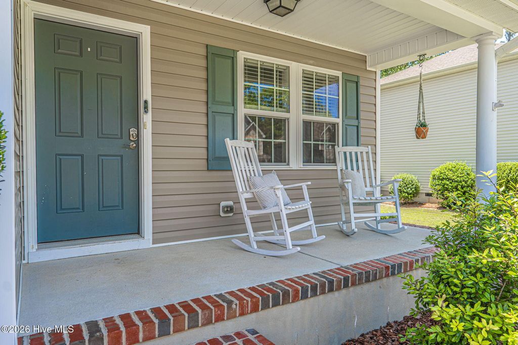 Photo of 145 Argyll Avenue, Aberdeen, NC 28315 (MLS # 100576931)