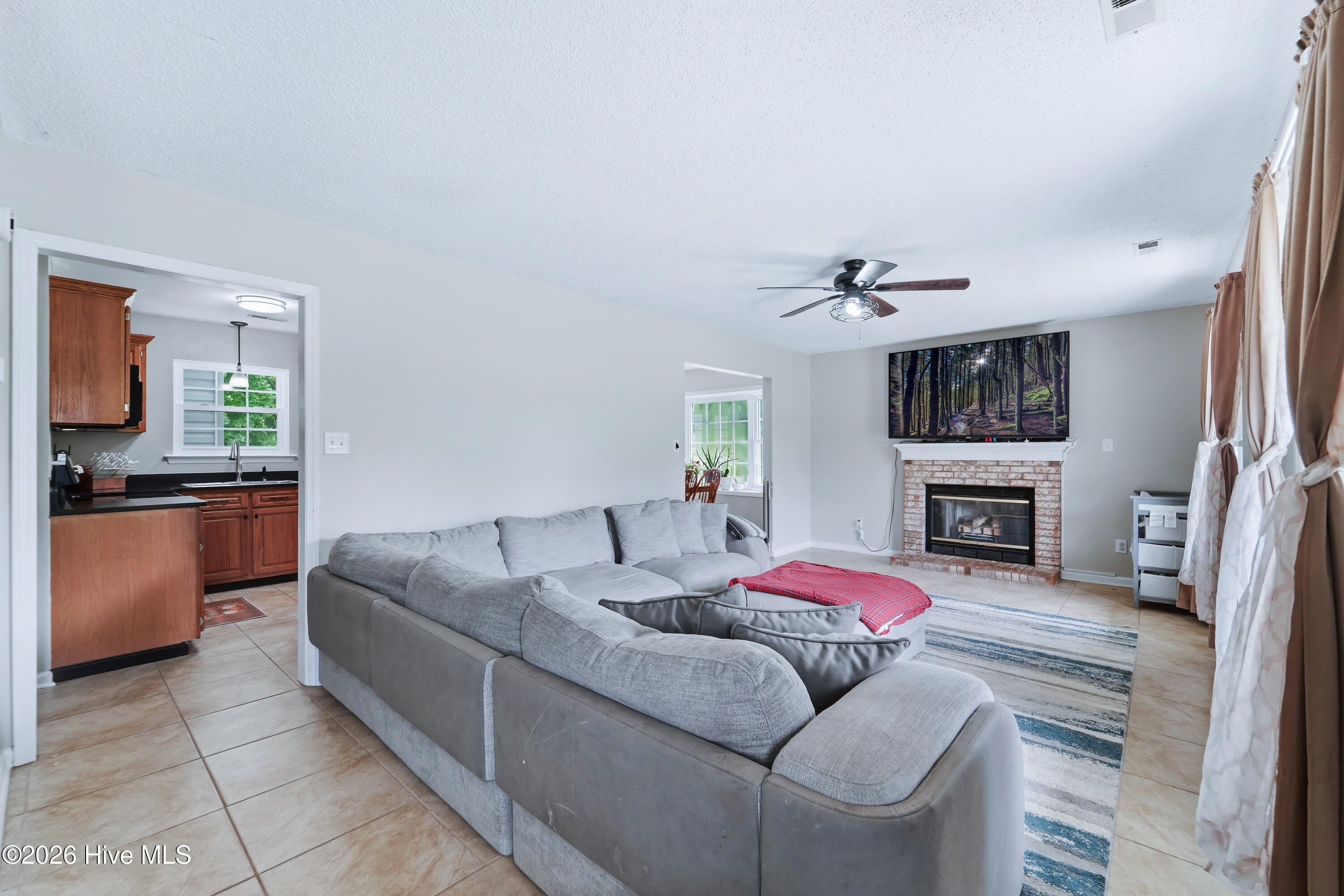 304 Pebble Lane