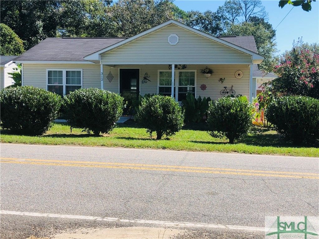 Photo of 312 Institute Street, Statesboro, GA 30458 (MLS # SA297892)