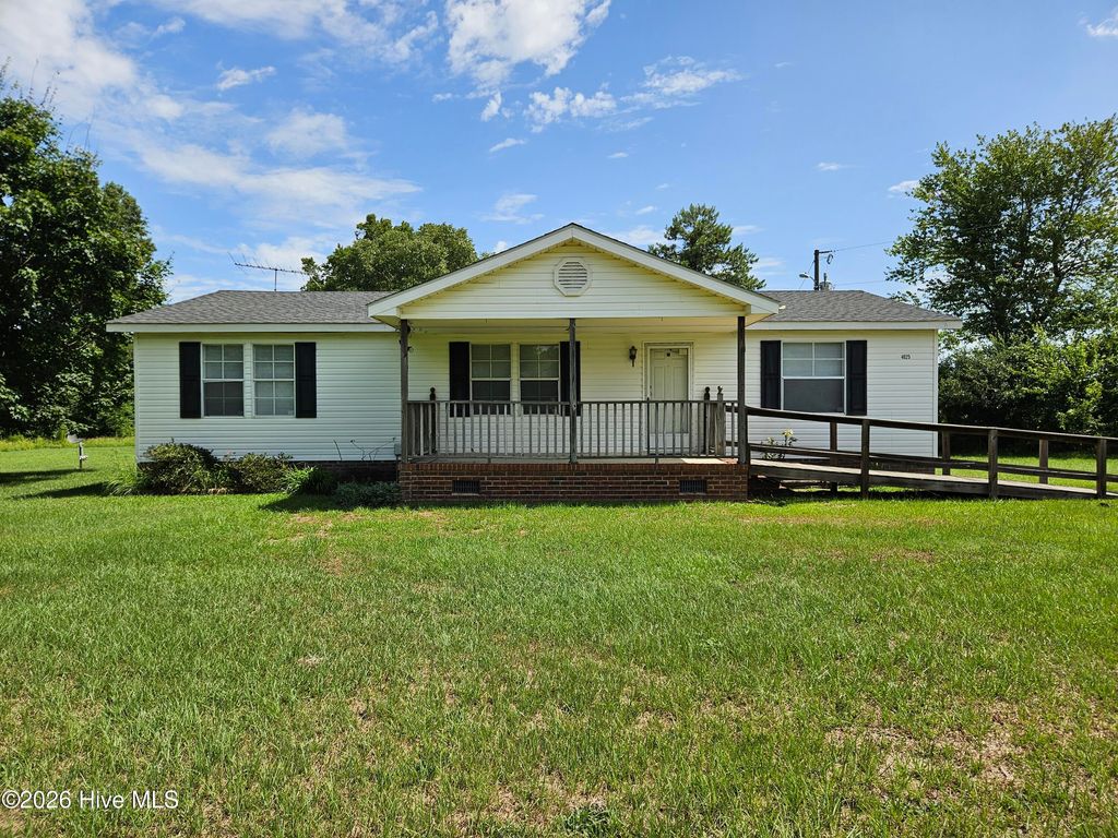 Photo of 4025 Beulah Road, Clinton, NC 28328 (MLS # 100591211)