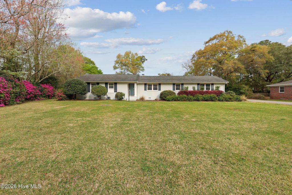 Photo of 240 Jeb Stuart Drive, Wilmington, NC 28412 (MLS # 100564649)