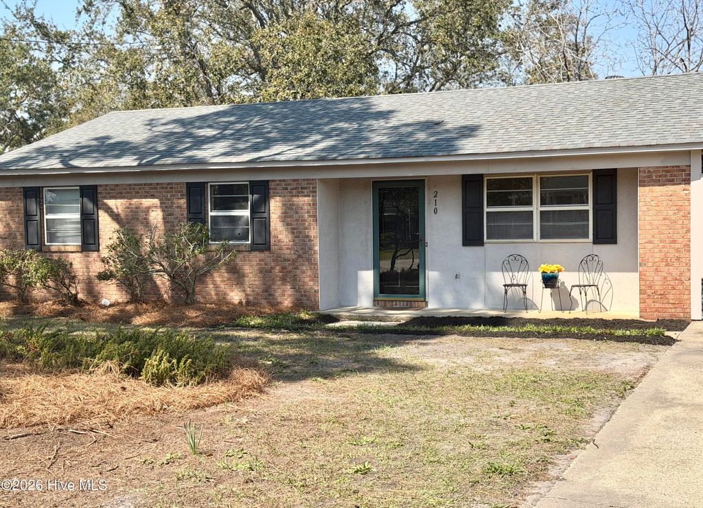 Photo of 210 Cathay Road, Wilmington, NC 28412 (MLS # 100561919)