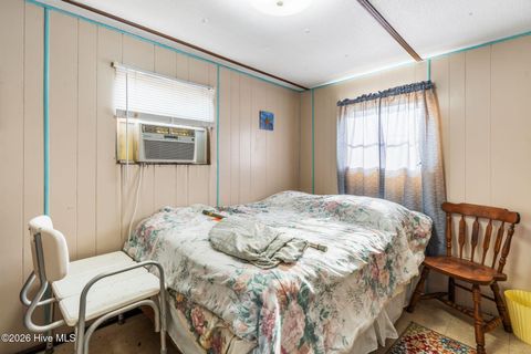 Tiny photo for 484 Little Kinston Road, Surf City, NC 28445 (MLS # 100560101)