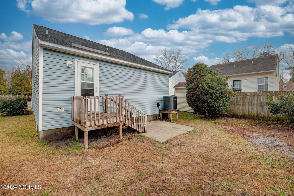 Photo of 4101 Fraternity Court, Wilmington, NC 28403 (MLS # 100555871)