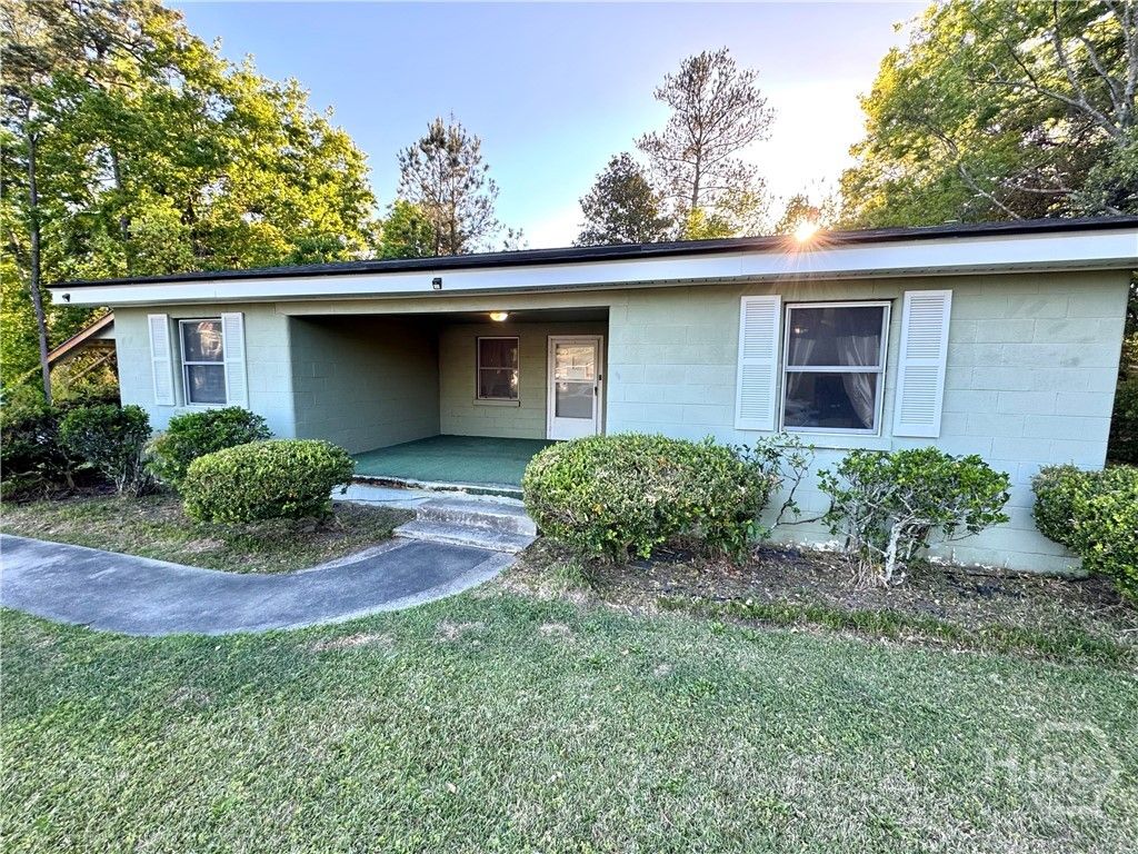 Photo of 147 Camellia Avenue, Savannah, GA 31408 (MLS # SA352993)