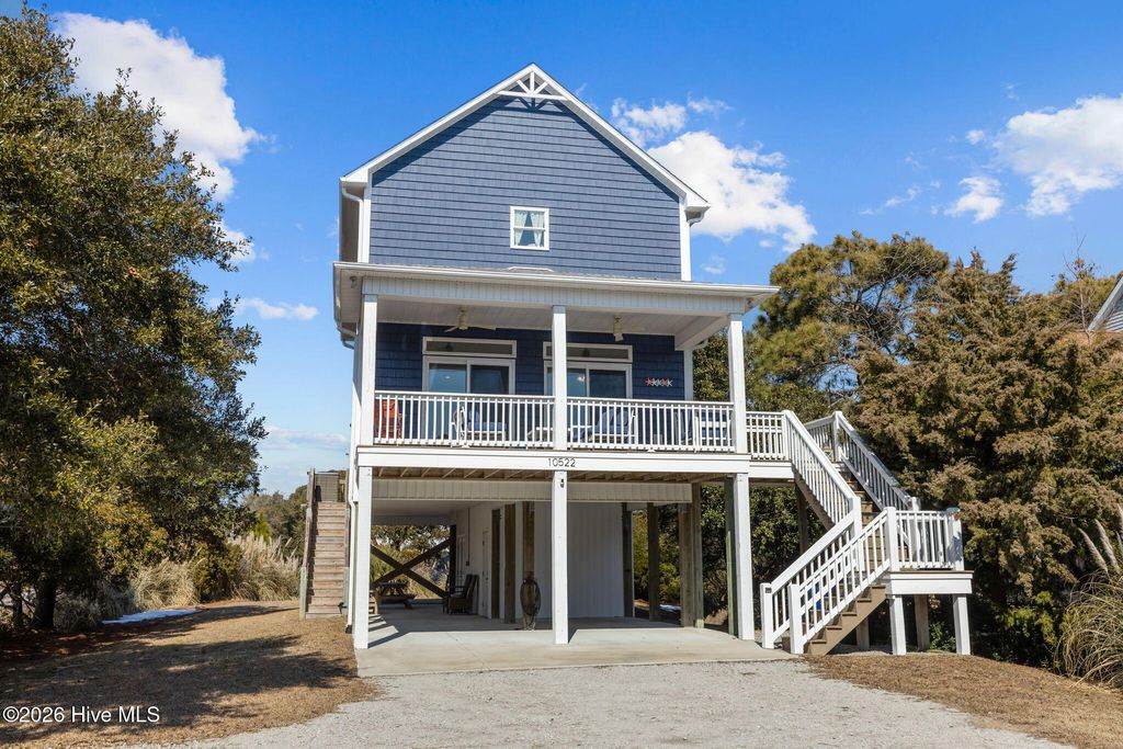 Photo of 10522 Island Circle, Emerald Isle, NC 28594 (MLS # 100554133)
