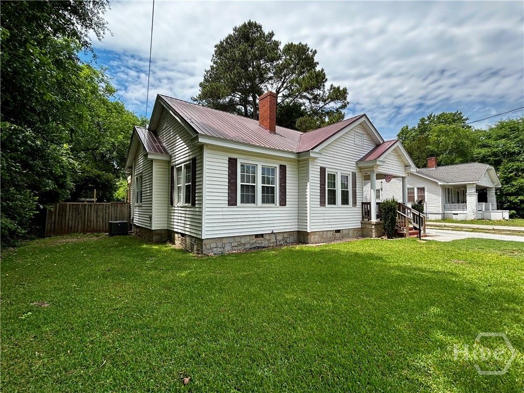 Photo of 259 N. Oliver Street ST, Elberton, GA 30635 (MLS # CL355895)