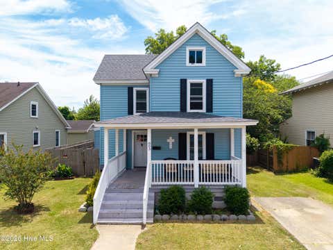 Homes For Sale - 803 Maple Street<br/> Elizabeth City, NC 27909