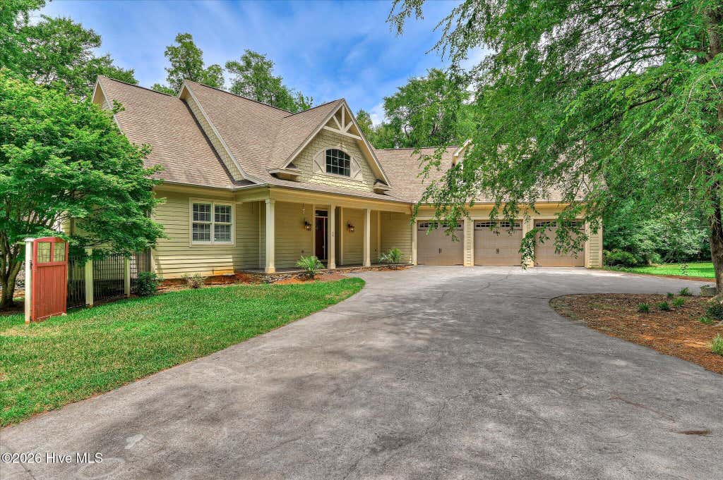 Photo of 38 Dock Drive, North Augusta, SC 29860 (MLS # 100580551)