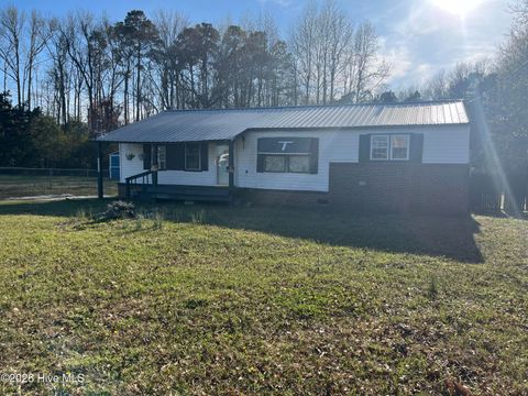 Homes For Sale - 4472 Caratoke Highway<br/> Barco, NC 27917