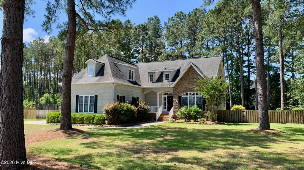 Photo of 104 Bargate Drive, New Bern, NC 28562 (MLS # 100580424)