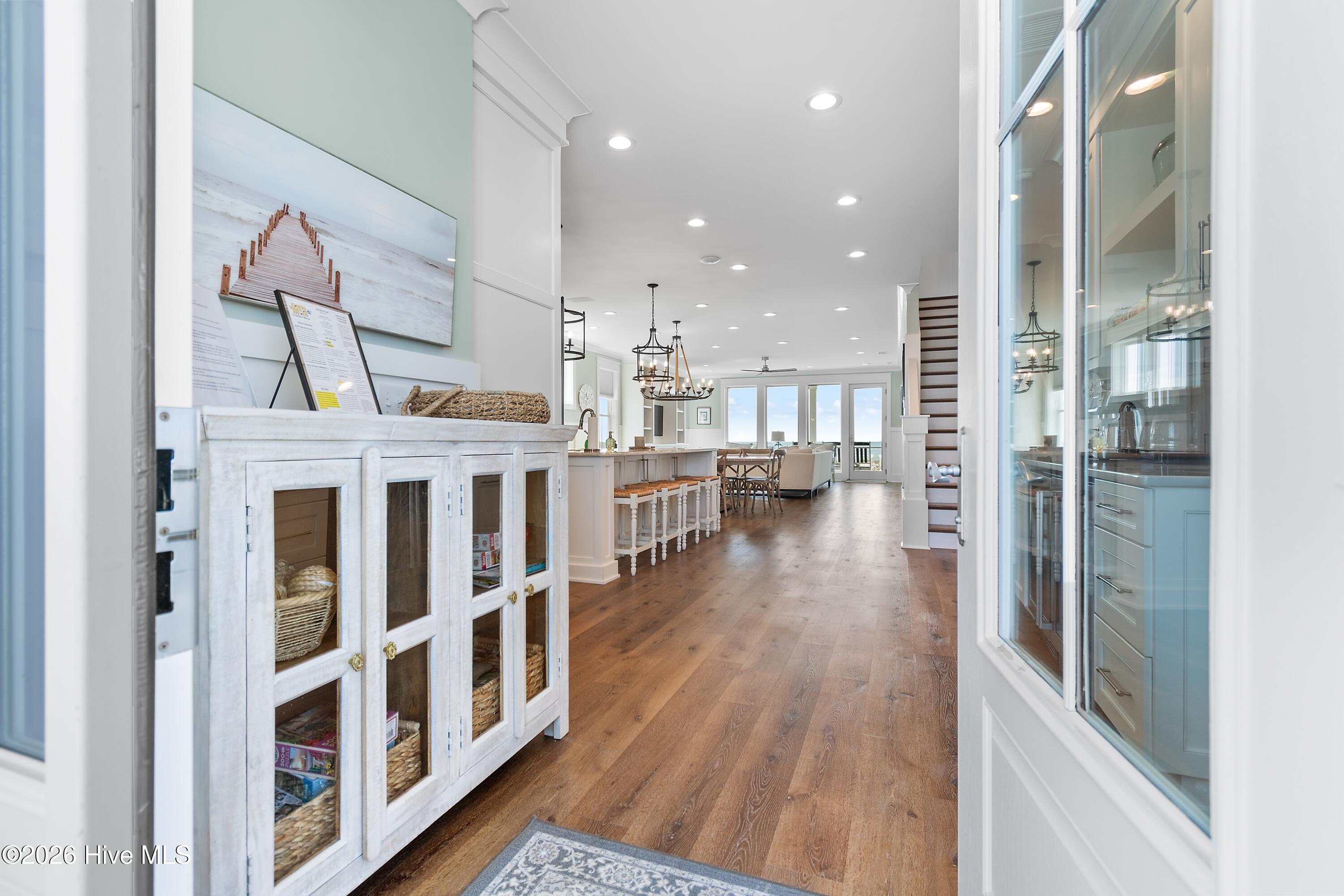 243 Ocean Boulevard W