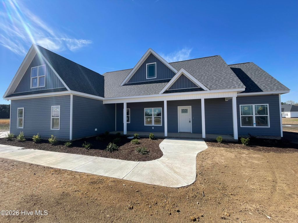 Photo of 2756 Covent Drive, Farmville, NC 27828 (MLS # 100563132)