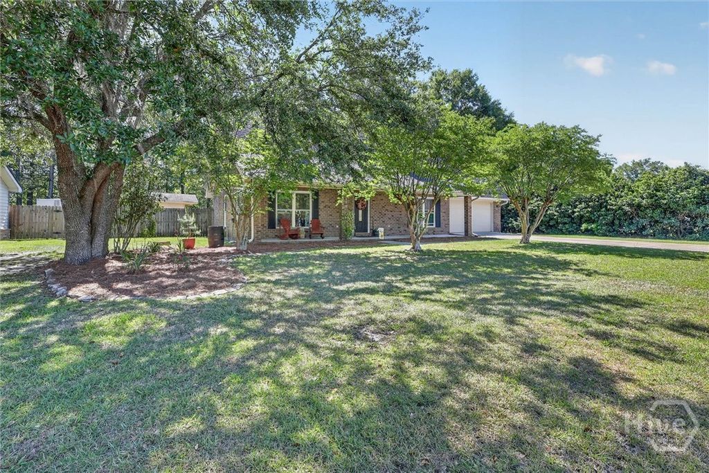 Photo of 8 Douglas Court, Bloomingdale, GA 31302 (MLS # SA354065)