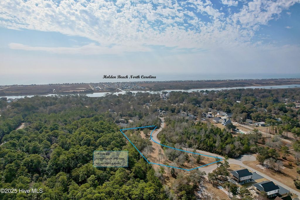 Photo of 2646 Sea Vista Drive SW, Supply, NC 28462 (MLS # 100542915)