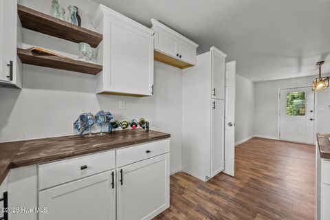 Tiny photo for 1496 Kellum Loop Road, Jacksonville, NC 28546 (MLS # 100544808)