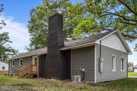 Tiny photo for 1496 Kellum Loop Road, Jacksonville, NC 28546 (MLS # 100544808)