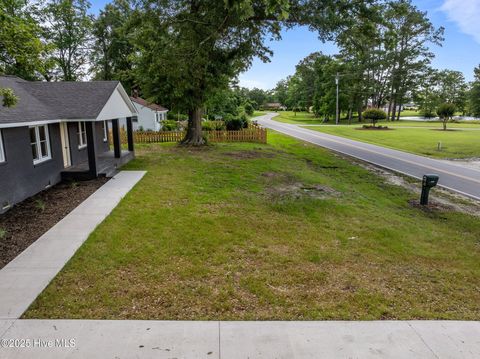 Tiny photo for 1496 Kellum Loop Road, Jacksonville, NC 28546 (MLS # 100544808)