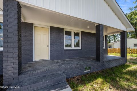 Tiny photo for 1496 Kellum Loop Road, Jacksonville, NC 28546 (MLS # 100544808)