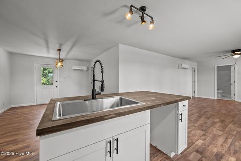 Tiny photo for 1496 Kellum Loop Road, Jacksonville, NC 28546 (MLS # 100544808)