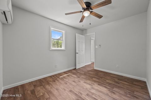 Tiny photo for 1496 Kellum Loop Road, Jacksonville, NC 28546 (MLS # 100544808)
