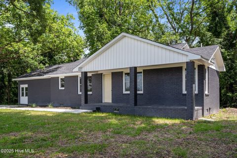 Tiny photo for 1496 Kellum Loop Road, Jacksonville, NC 28546 (MLS # 100544808)