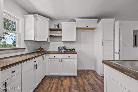 Tiny photo for 1496 Kellum Loop Road, Jacksonville, NC 28546 (MLS # 100544808)