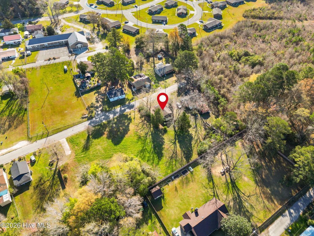 Photo of 38 Leggett Street, Lumberton, NC 28358 (MLS # 100566077)