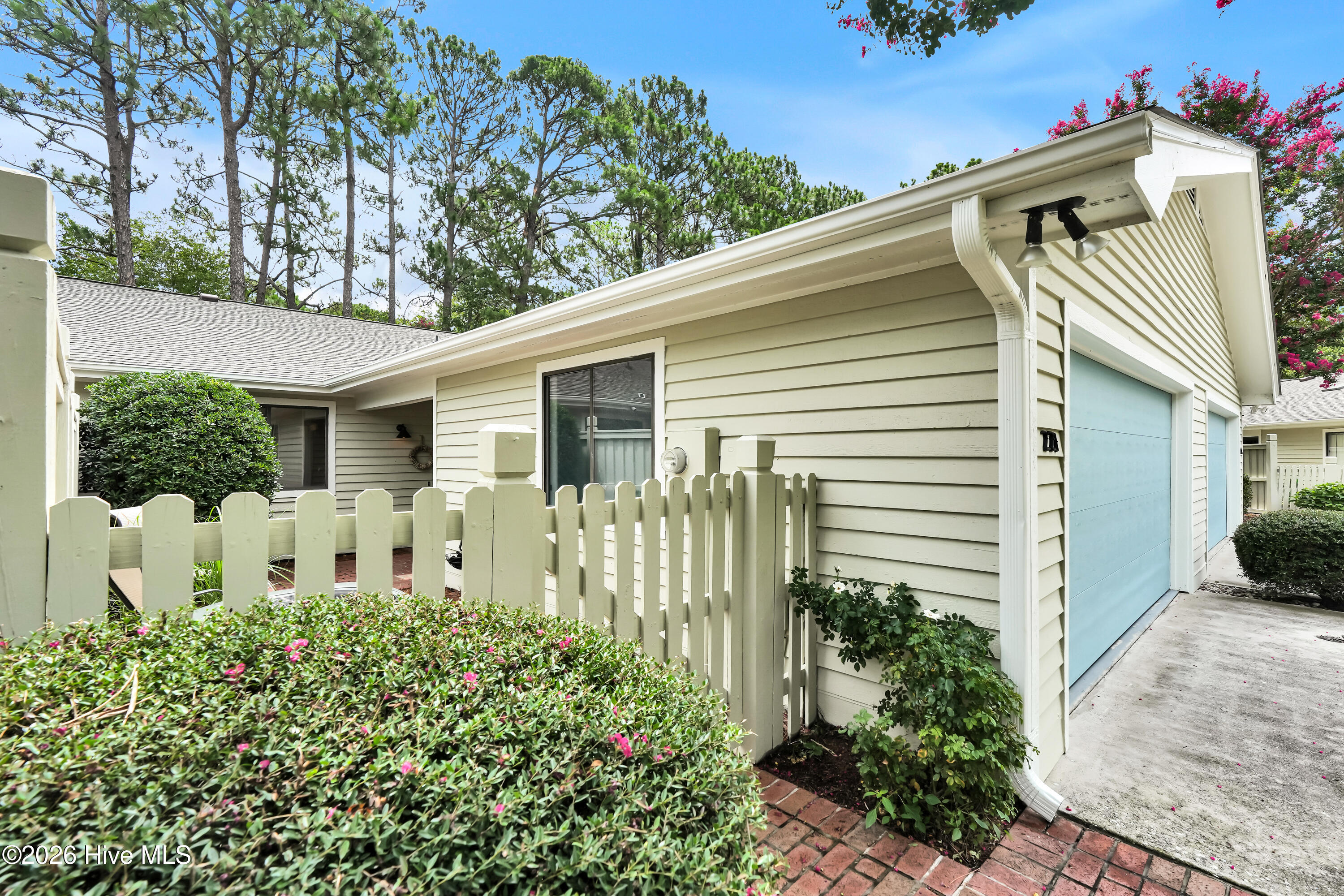 221 Inland Greens Circle