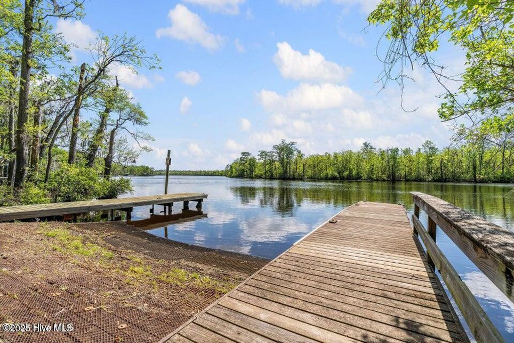 Photo of 102 Autumn Court, Rocky Point, NC 28457 (MLS # 100507722)