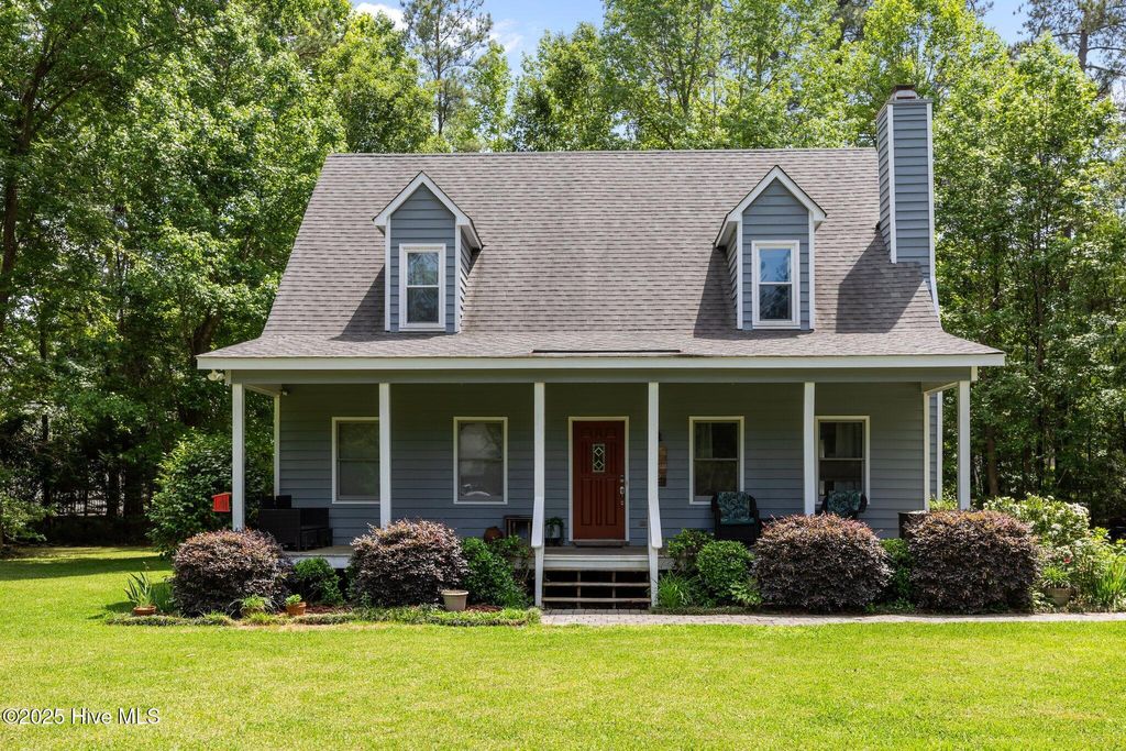 Photo of 102 Autumn Court, Rocky Point, NC 28457 (MLS # 100507722)